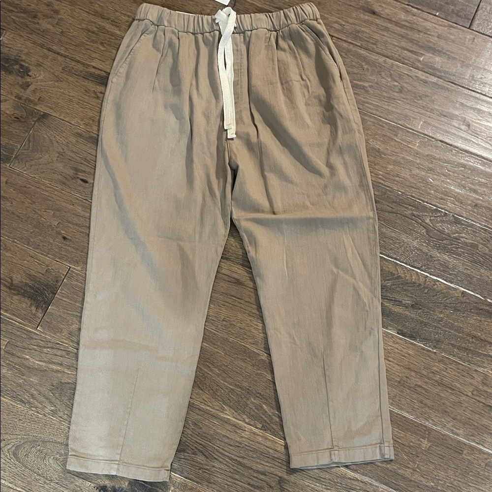 Zara Women’s Tan Joggers with White Drawstring